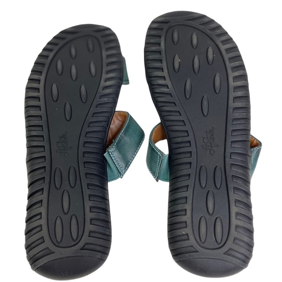Life Stride Women’s Green Boho Sandals - Picture 5 of 8